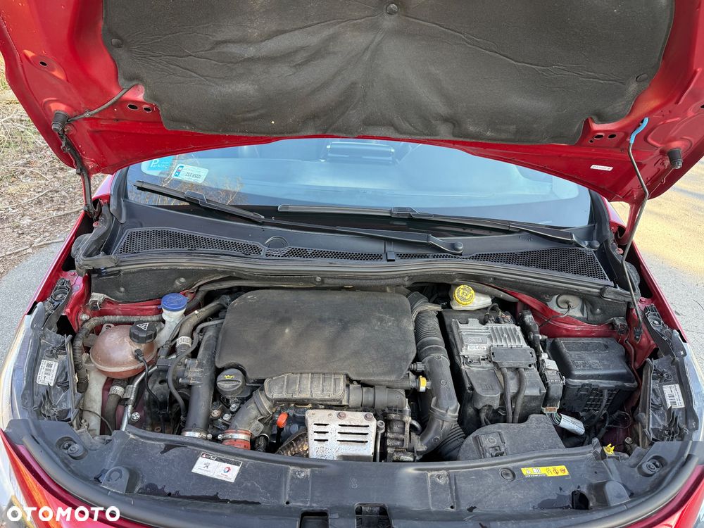 Peugeot 2008 PureTech 110 Stop&Start GT-Line Edition - 16