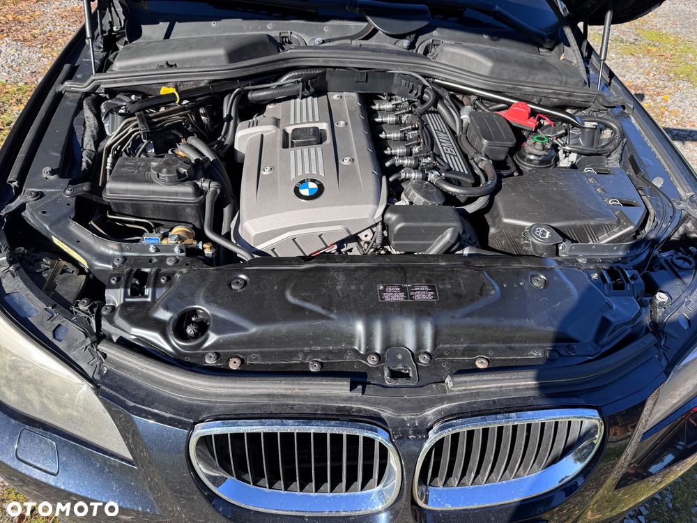 BMW Seria 5 530xi - 13