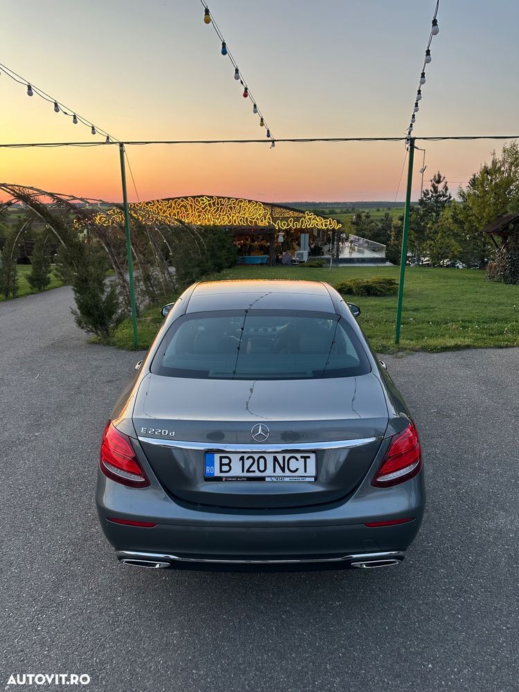Mercedes-Benz E 220 d Aut. - 16