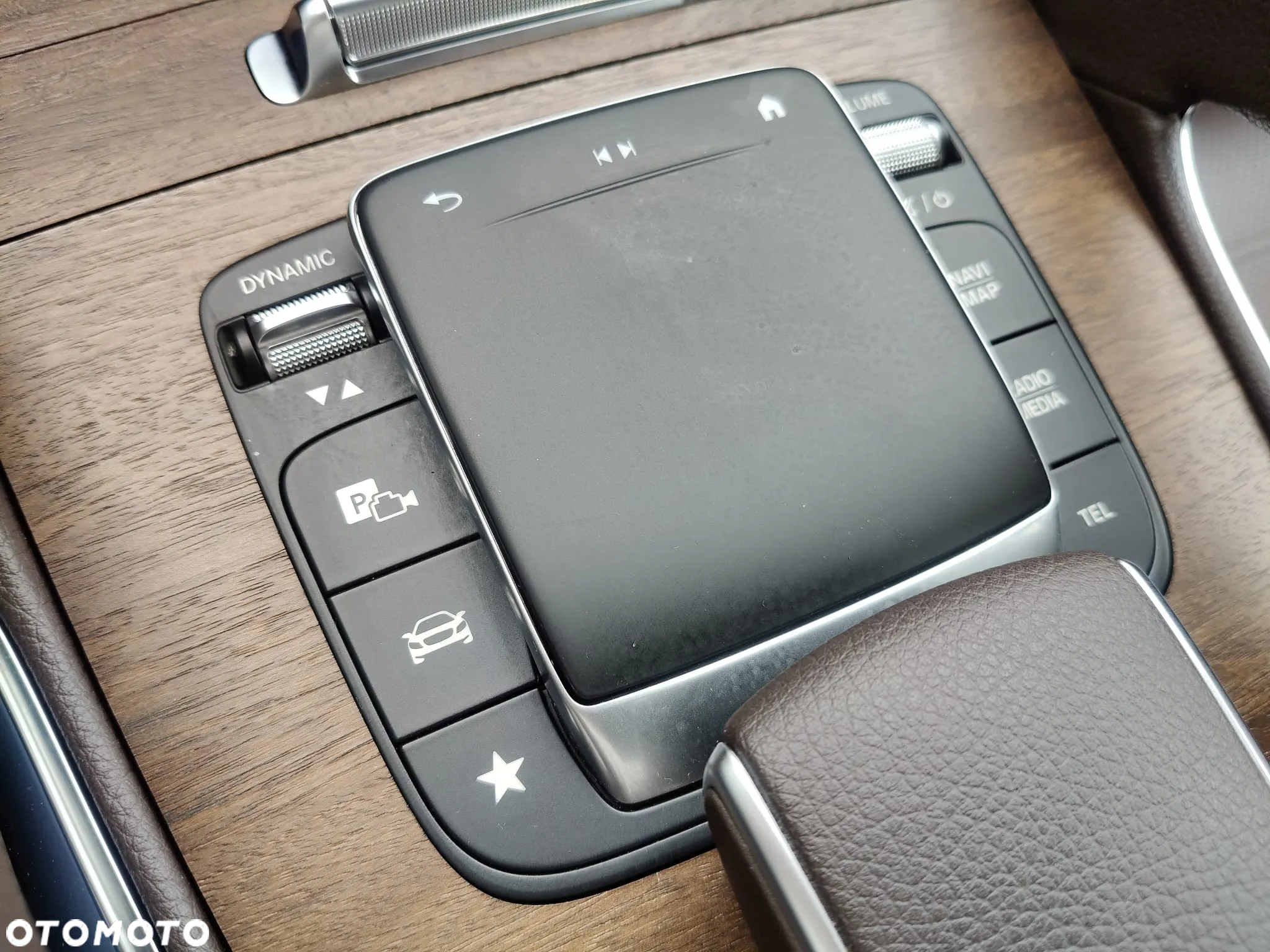 Mercedes-Benz GLE 350 d 4-Matic - 26