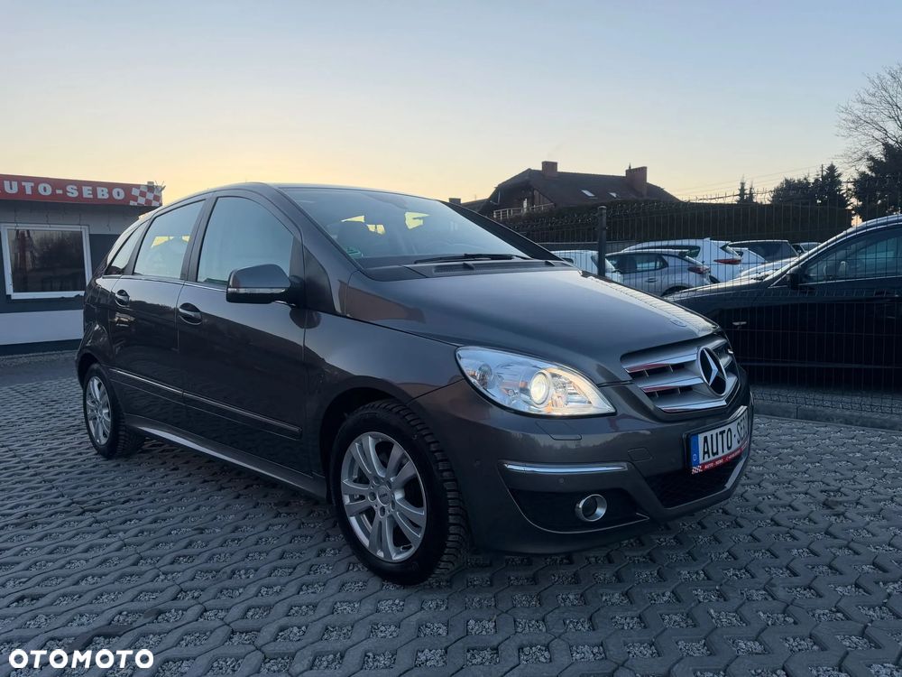 Mercedes-Benz Klasa B 200 Autotronic Grand Edition - 4