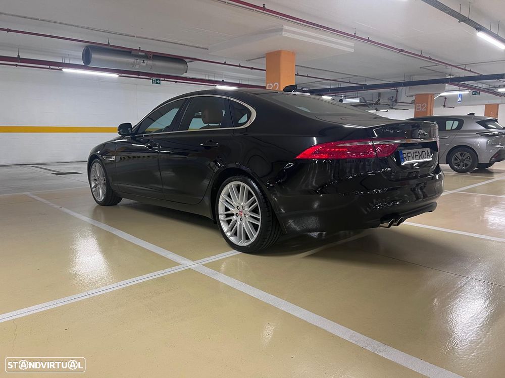 Jaguar XF 20d Aut. Prestige - 9