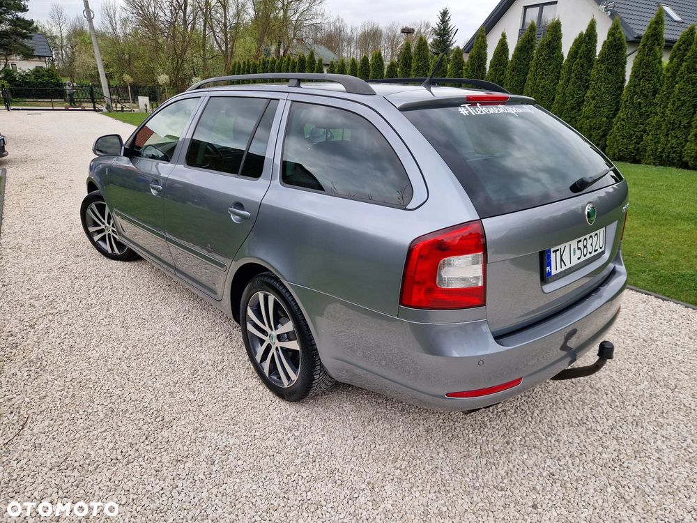 Skoda Octavia 1.8 TSI FAMILY - 25
