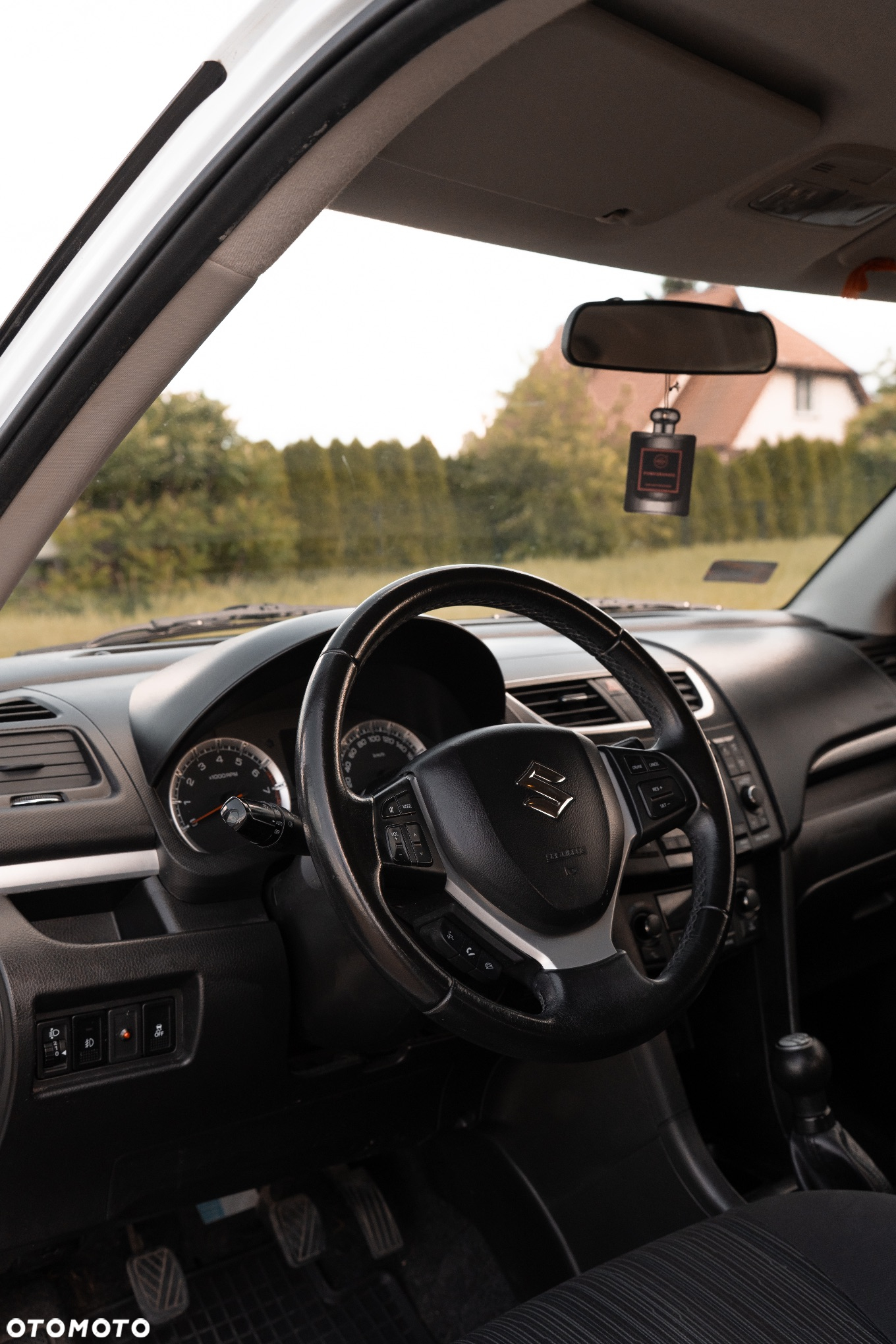 Suzuki Swift - 6