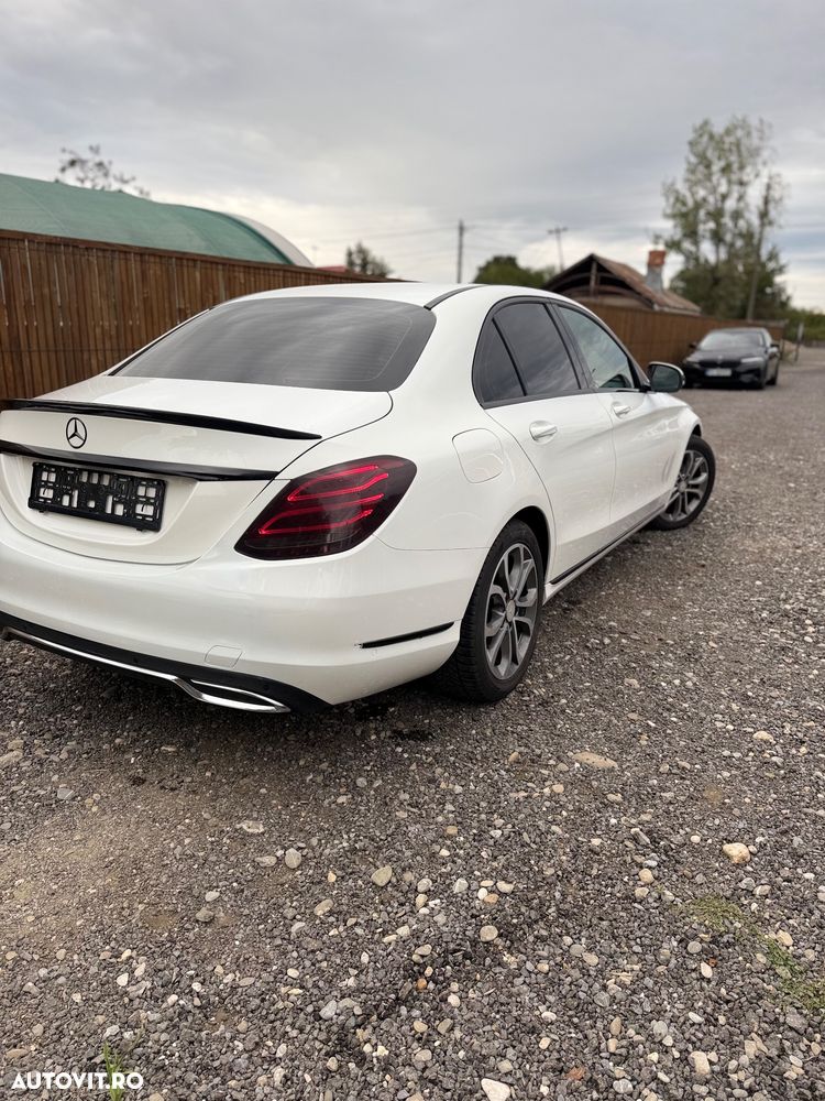 Mercedes-Benz C - 15