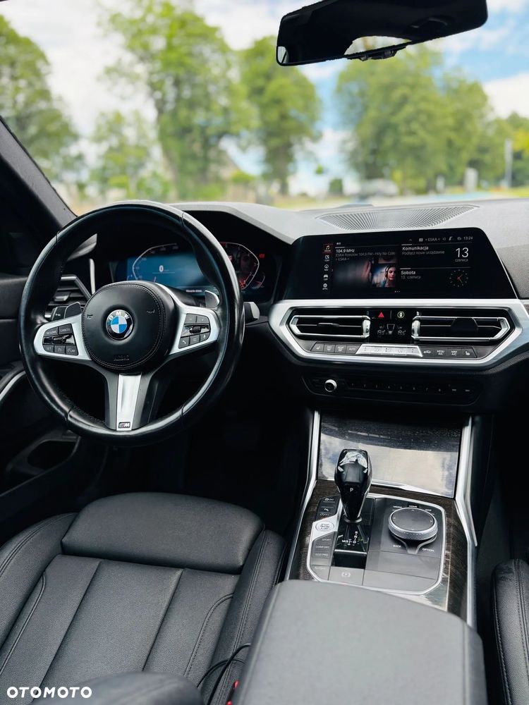 BMW Seria 3 330i M Sport sport - 12