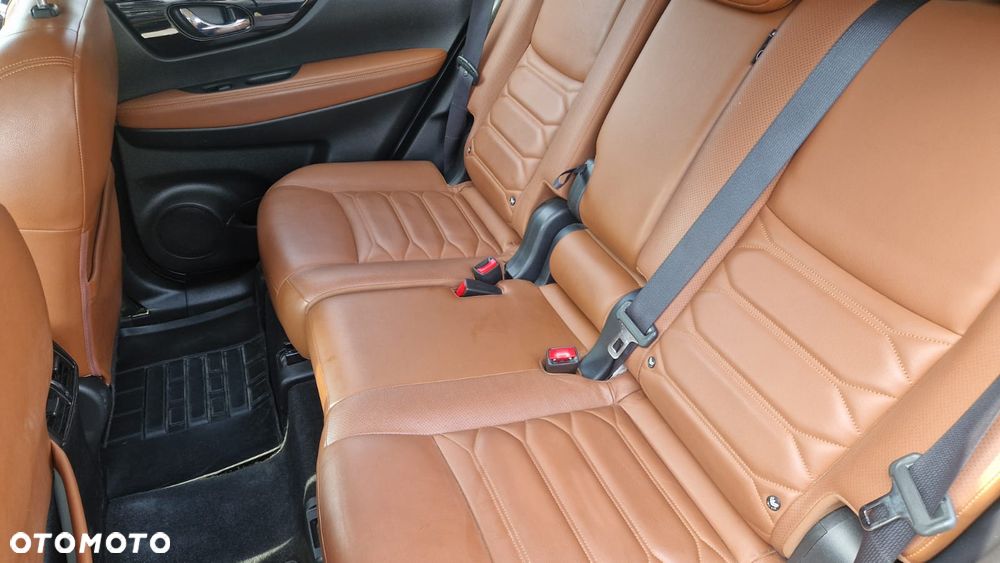 Nissan X-Trail 1.3 DIG-T Tekna 2WD DCT - 29