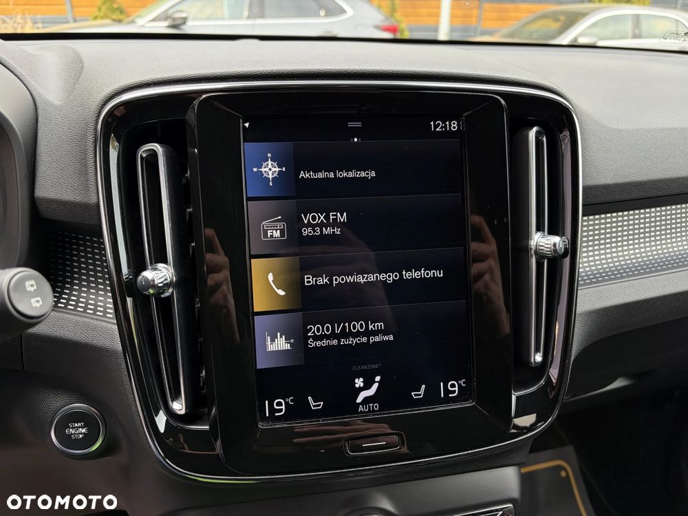 Volvo XC 40 D3 SCR R-Design - 25