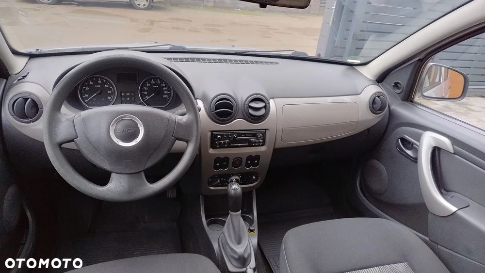 Dacia Sandero 1.2 16V - 17