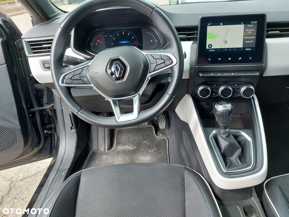 Renault Clio - 17