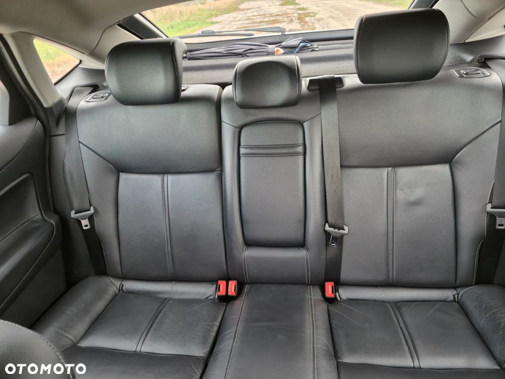 Ford Mondeo 2.5 Ghia X - 25