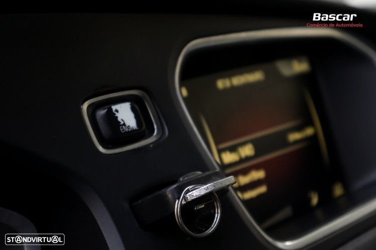 Volvo V40 Cross Country 1.6 D2 VOR Powershift - 25