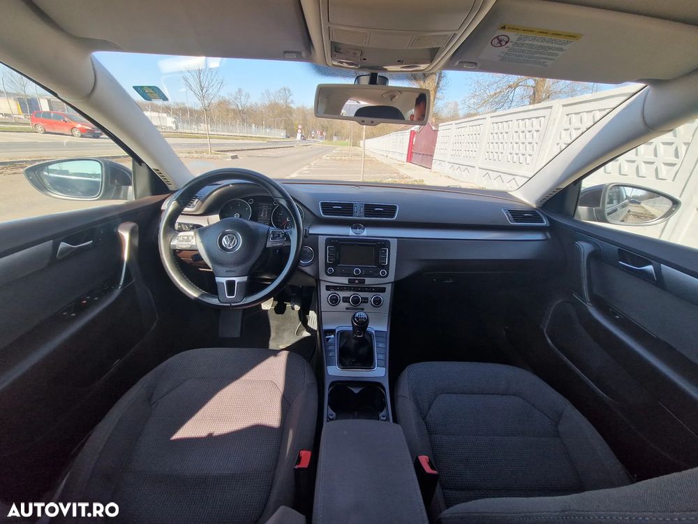 Volkswagen Passat - 7