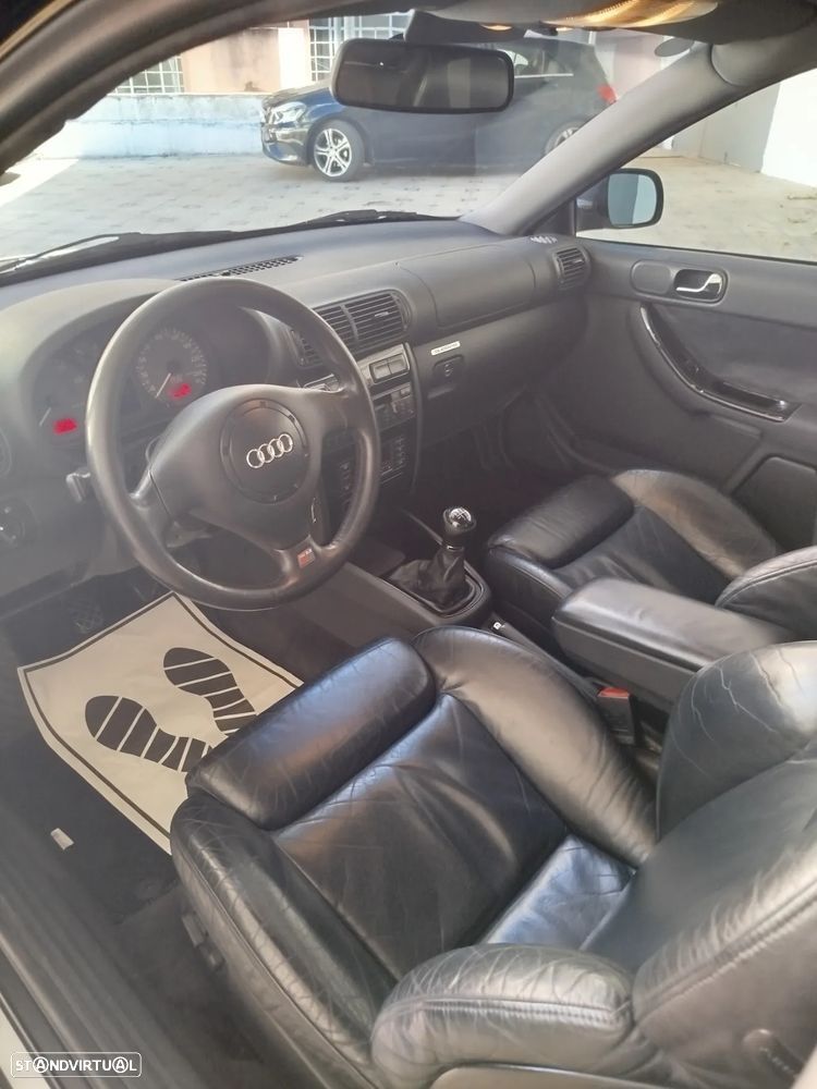 Audi S3 1.8 T quattro - 22