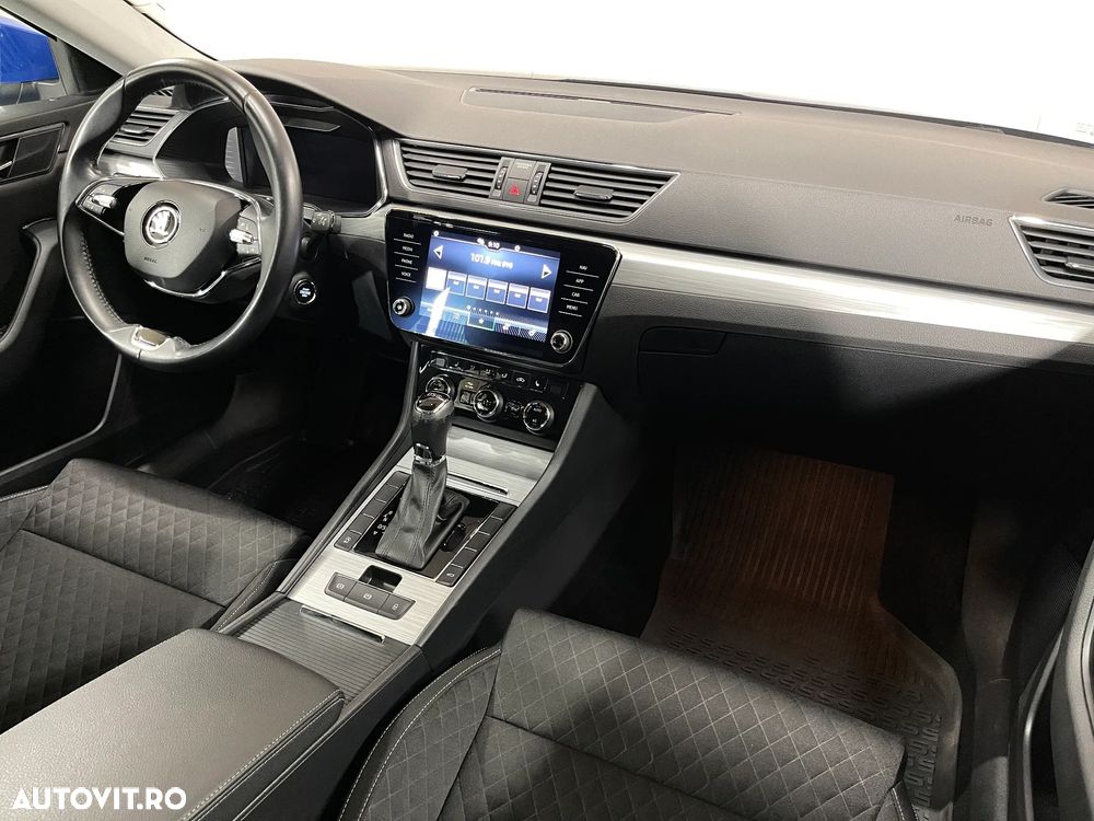 Skoda Superb 2.0 TDI DSG Ambition - 9