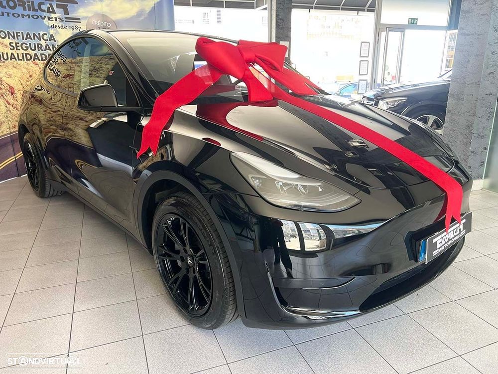 Tesla Model Y RWD - 4