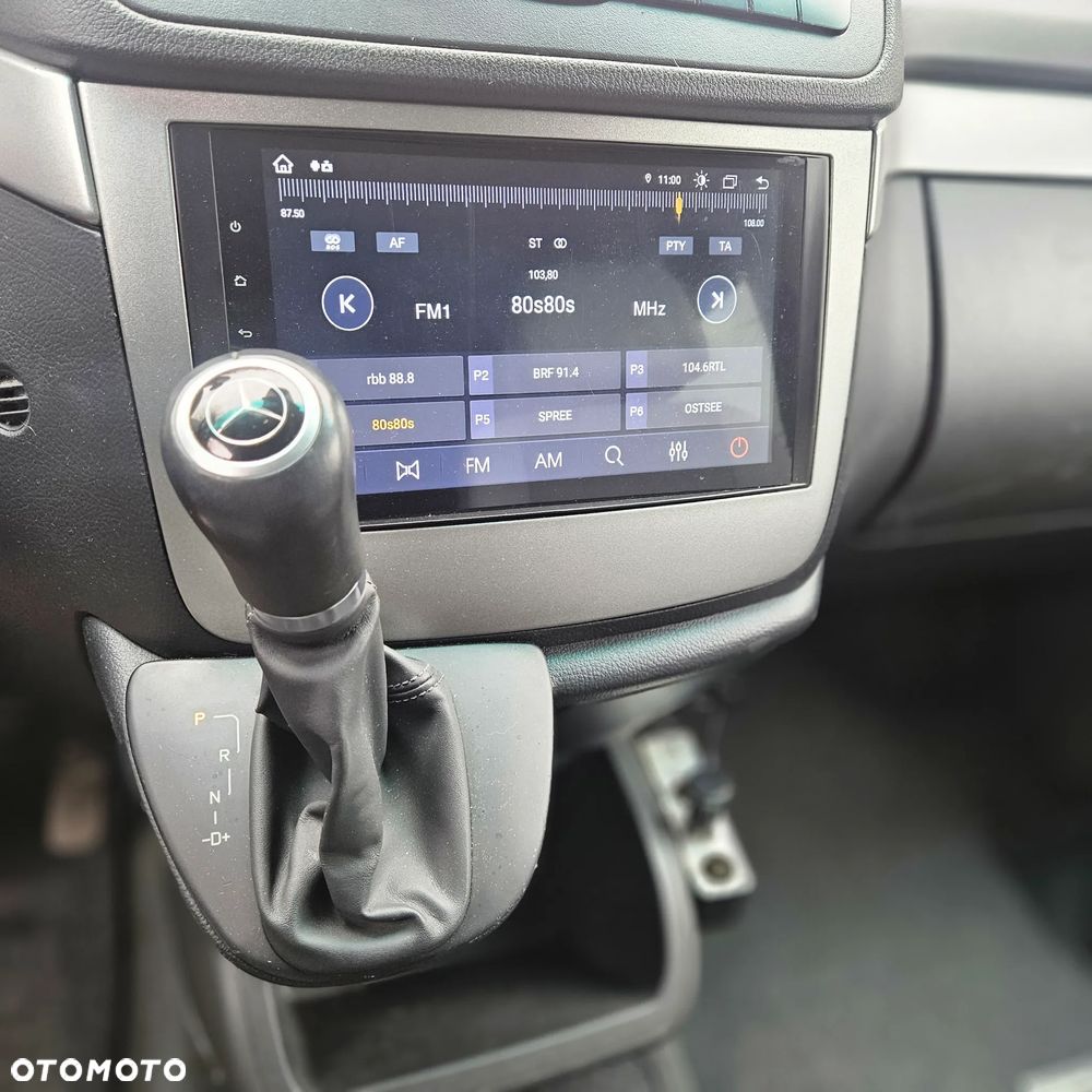 Mercedes-Benz Viano - 25