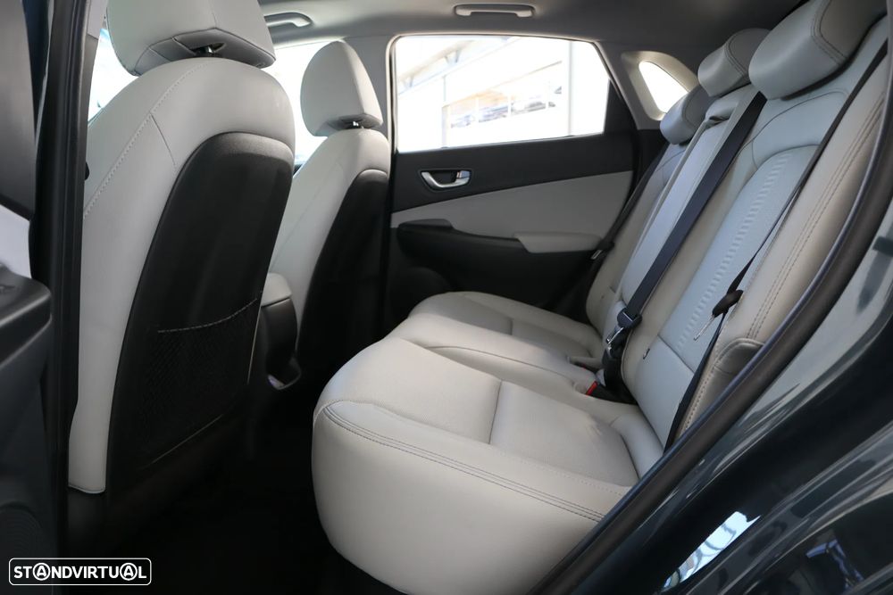 Hyundai Kauai EV 64.8 kWh Premium - 11