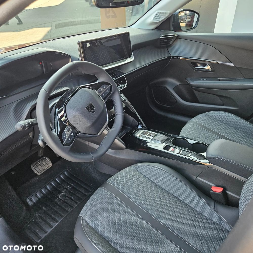 Peugeot 208 1.2 PureTech Allure S&S - 5