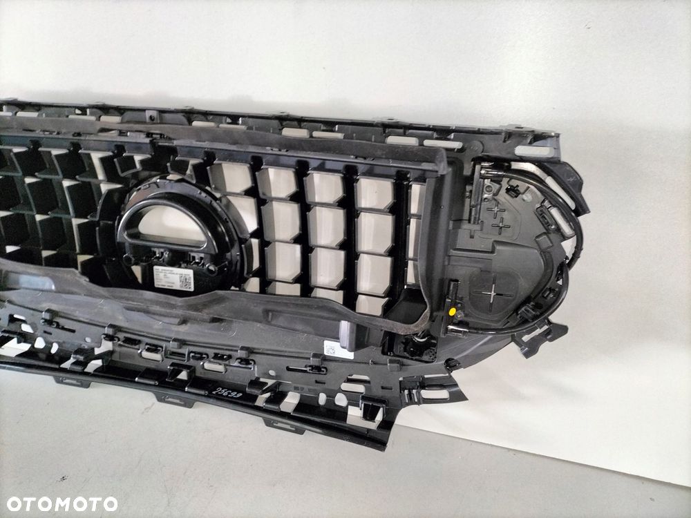 atrapa kratka mercedes e klasa w214 22- 63 amg - 10