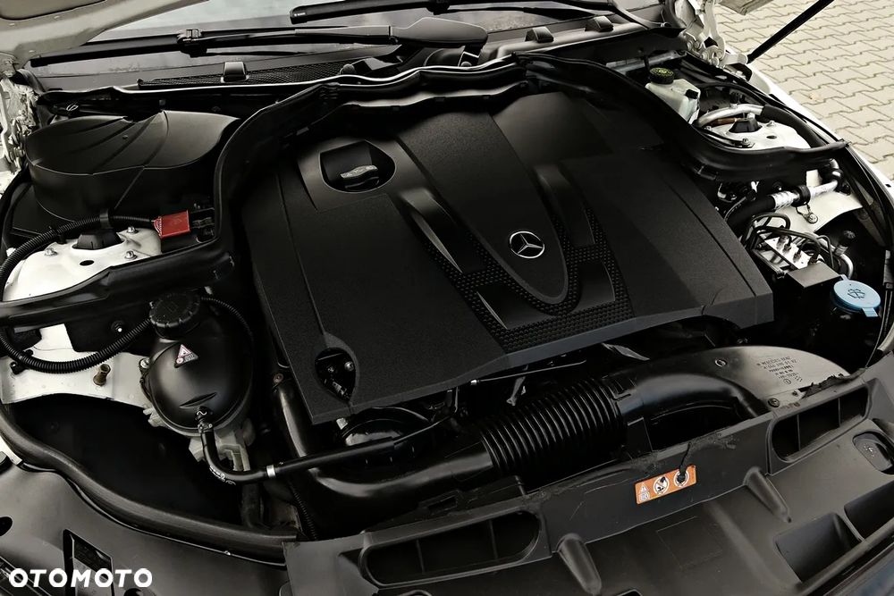 Mercedes-Benz Klasa C 220 CDI DPF Automatik Avantgarde - 40