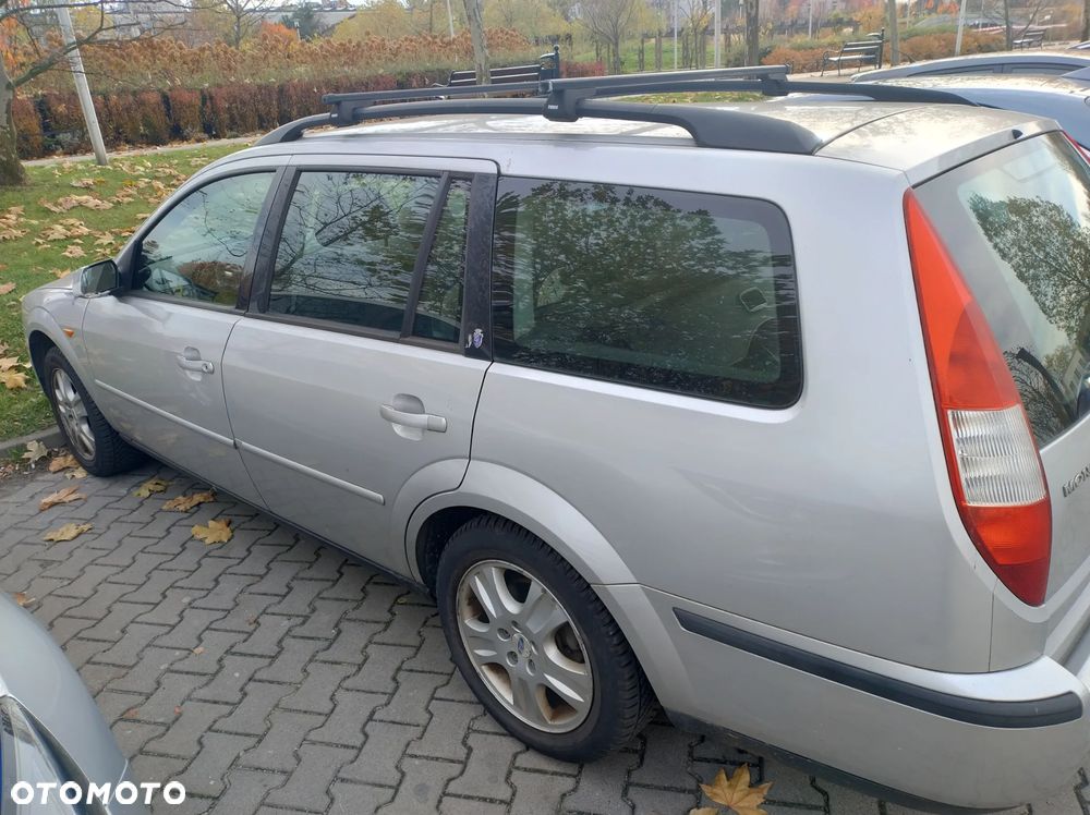 Ford Mondeo 2.0 Ghia - 3