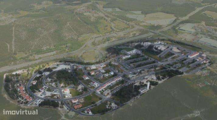 Terreno com Projeto Aprovado para Lar de Terceira Idade – Torres Vedra - Grande imagem: 2/42