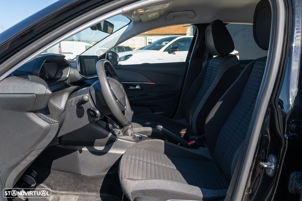 Peugeot 208 1.2 PureTech Active - 12