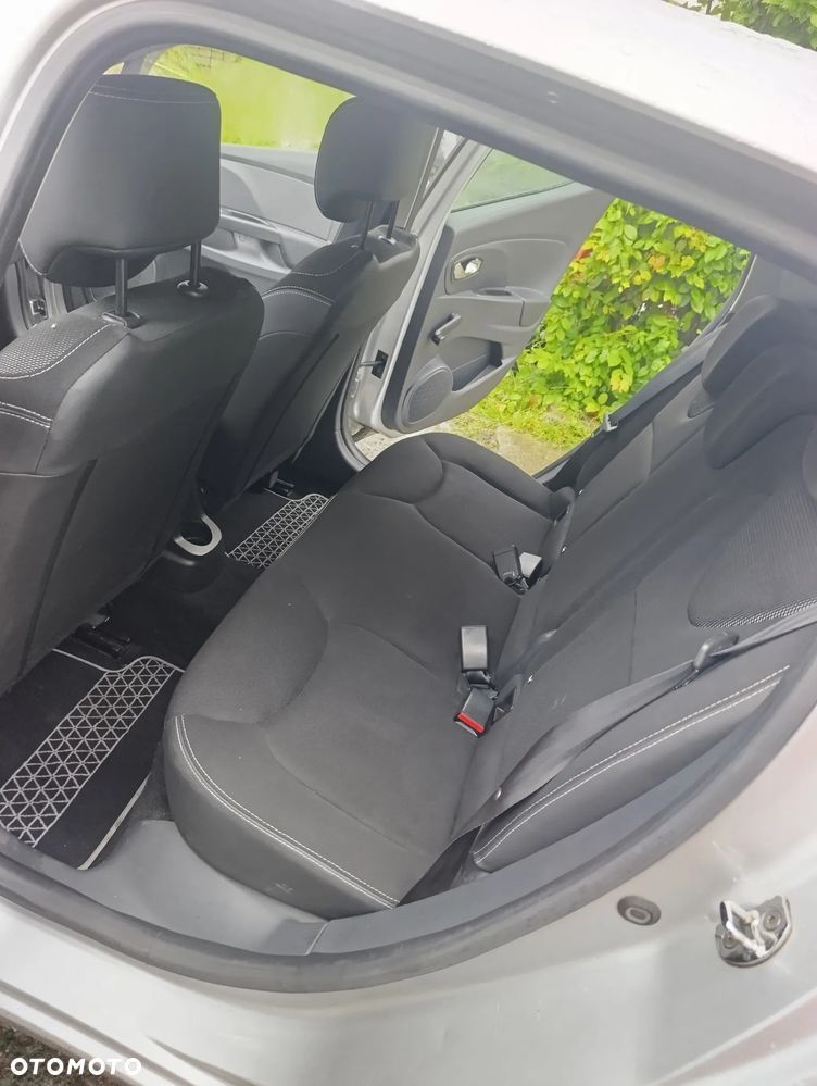 Renault Clio 1.5 dCi Limited - 32