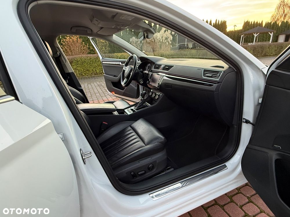Skoda Superb 2.0 TDI DSG L&K - 23