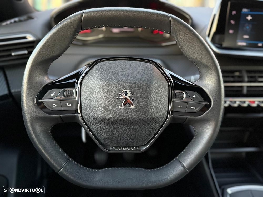 Peugeot 2008 PureTech 100 Style - 20