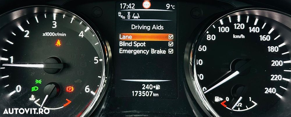Nissan Qashqai 1.5 DCI TEKNA - 34