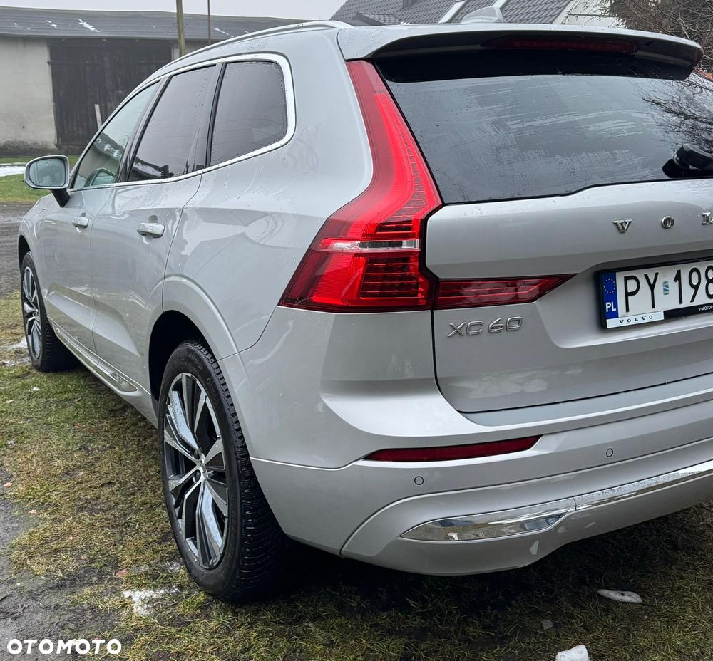Volvo XC 60 T8 Plug-In Hybrid AWD Inscription - 24