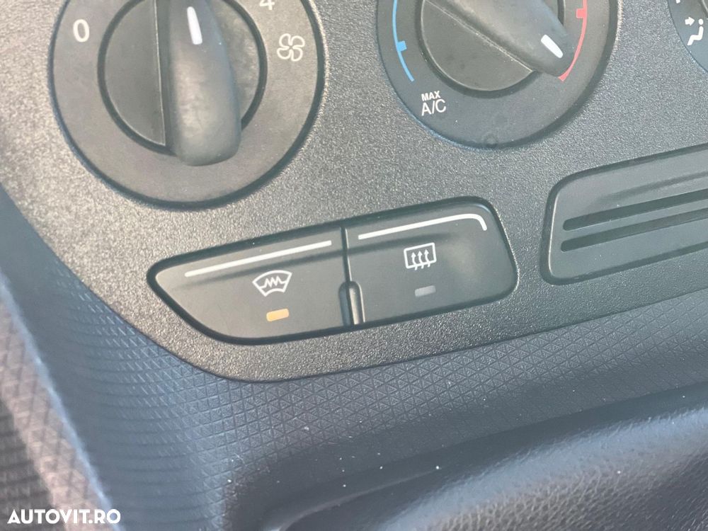 Ford transit-connect - 16
