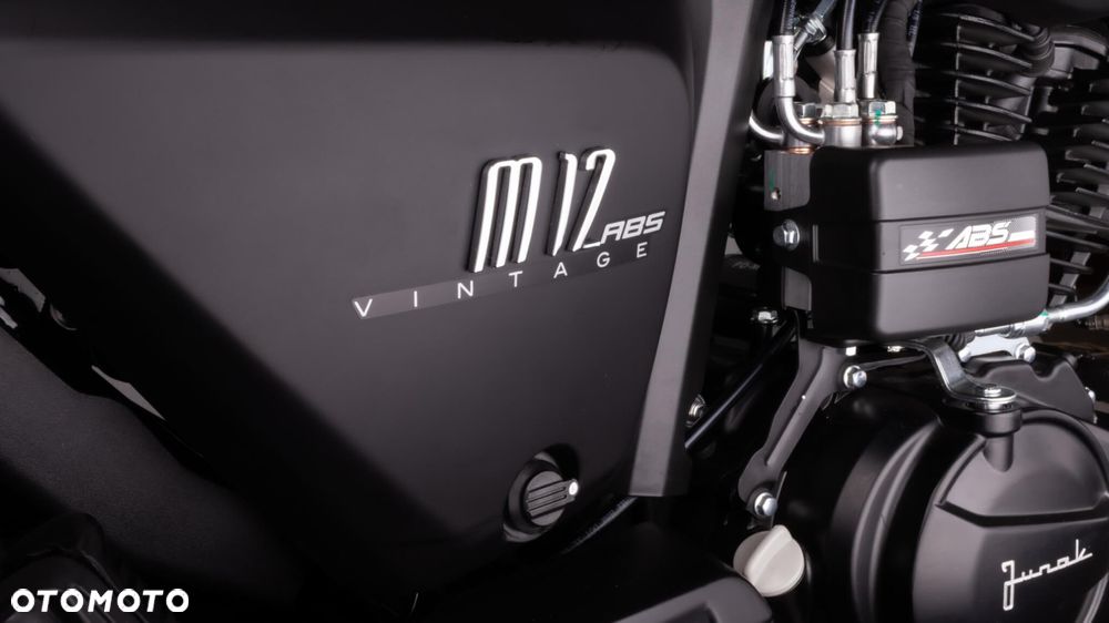 Junak M12 - 37