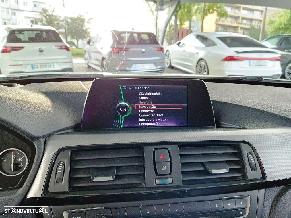 BMW 320 d Auto Pack M - 26