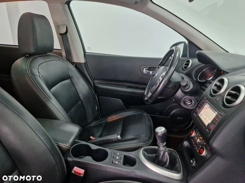 Nissan Qashqai 2.0 tekna - 15