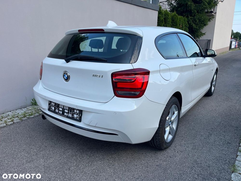BMW Seria 1 116i Sport Line - 16