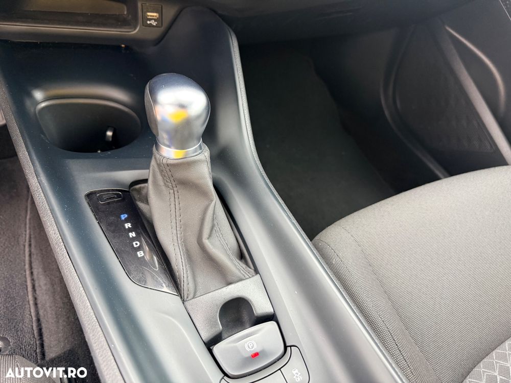 TOYOTA C-HR 2022 — imagine 11