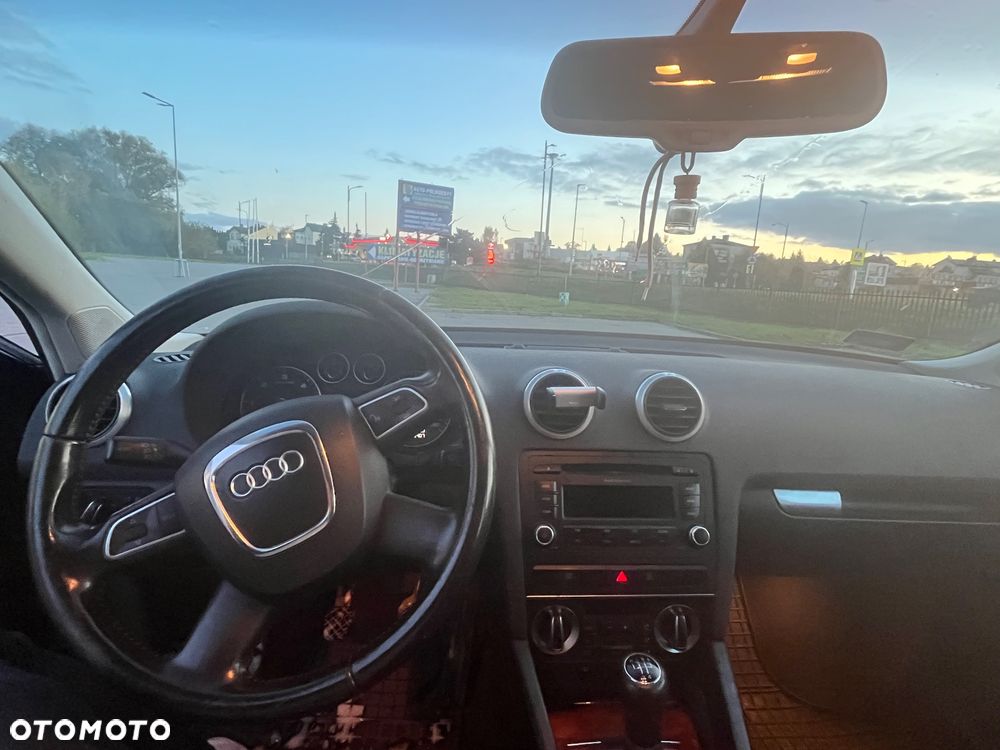 Audi A3 Sportback - 3