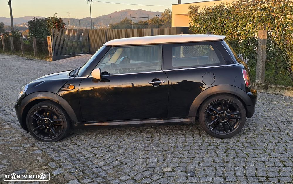 MINI 3 Portas Cooper D - 15
