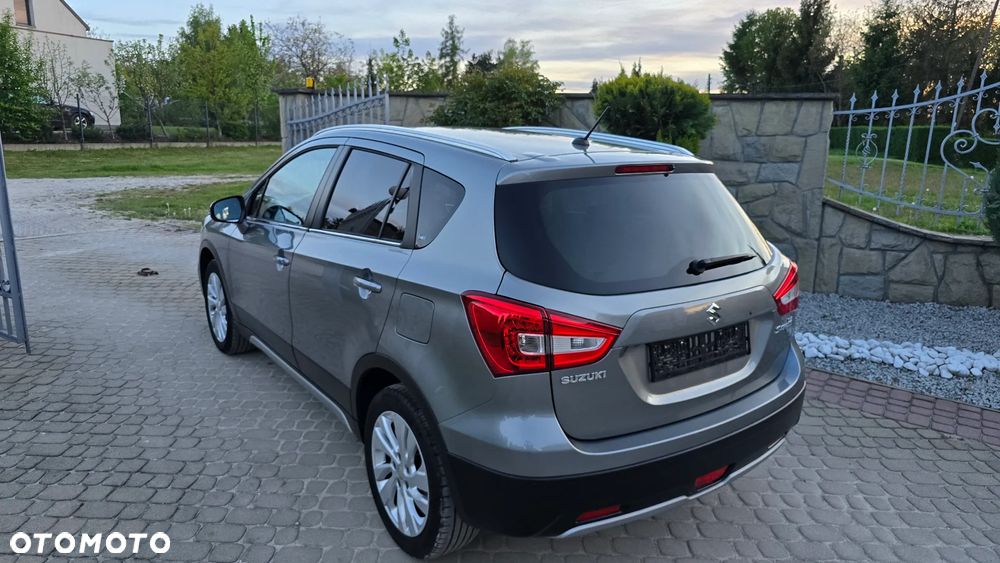 Suzuki SX4 S-Cross 1.4 T Elegance - 4