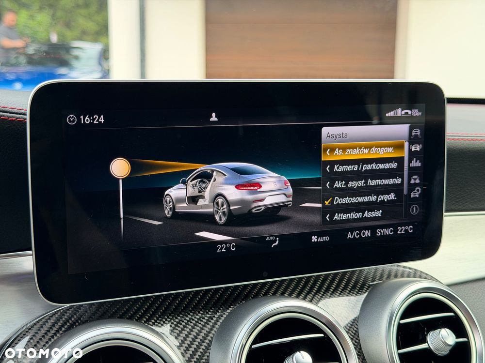 Mercedes-Benz Klasa C AMG 43 4Matic 9G-TRONIC - 37