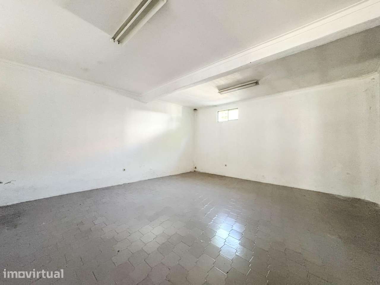Loja com Projeto para Habitação | 103,71 m2 - Grande imagem: 4/14