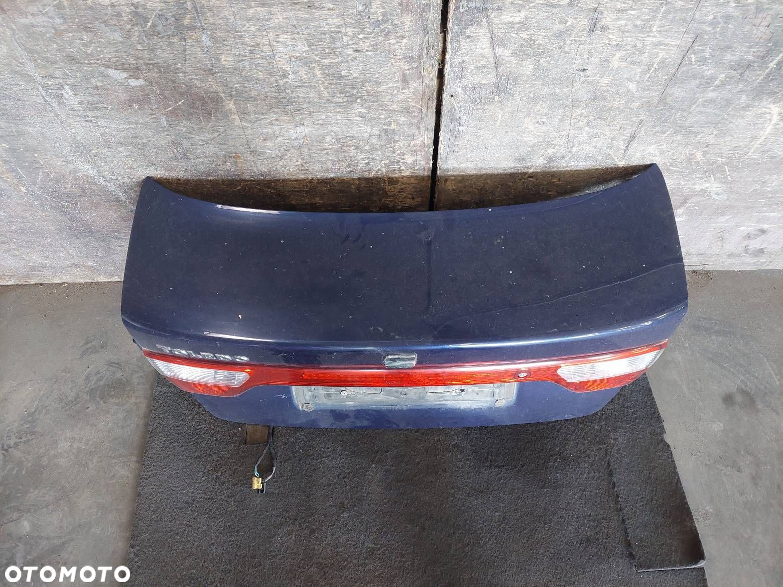 KOMPLETNY TYŁ KLAPA BAGAŻNIKA ZDERZAK TYŁ LAMPY SEAT TOLEDO II LB5N - 9