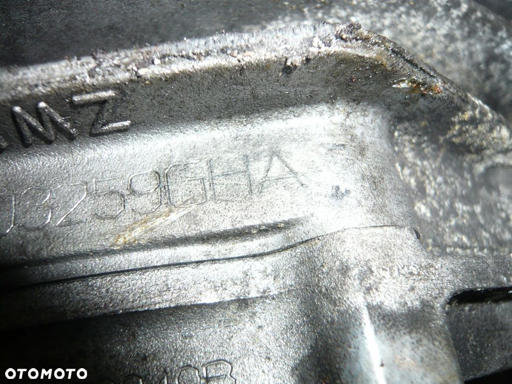 skrzynia biegów manualna 0a2300040b audi a4 b6 2.5 tdi - 2