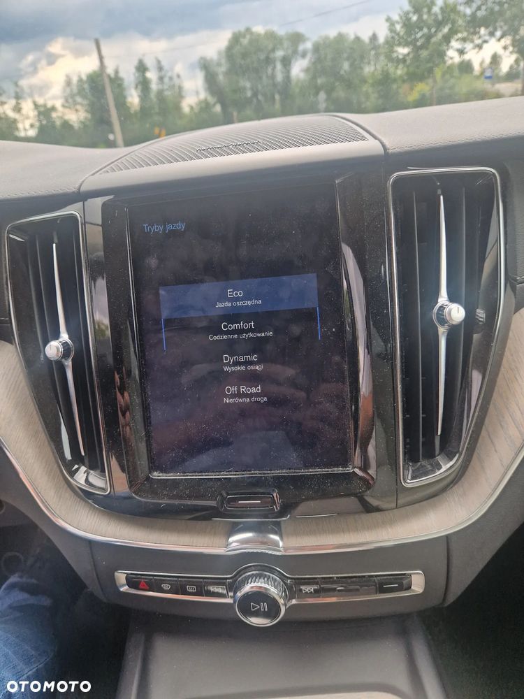 Volvo XC 60 - 21