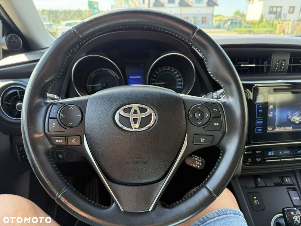 Toyota Auris - 30