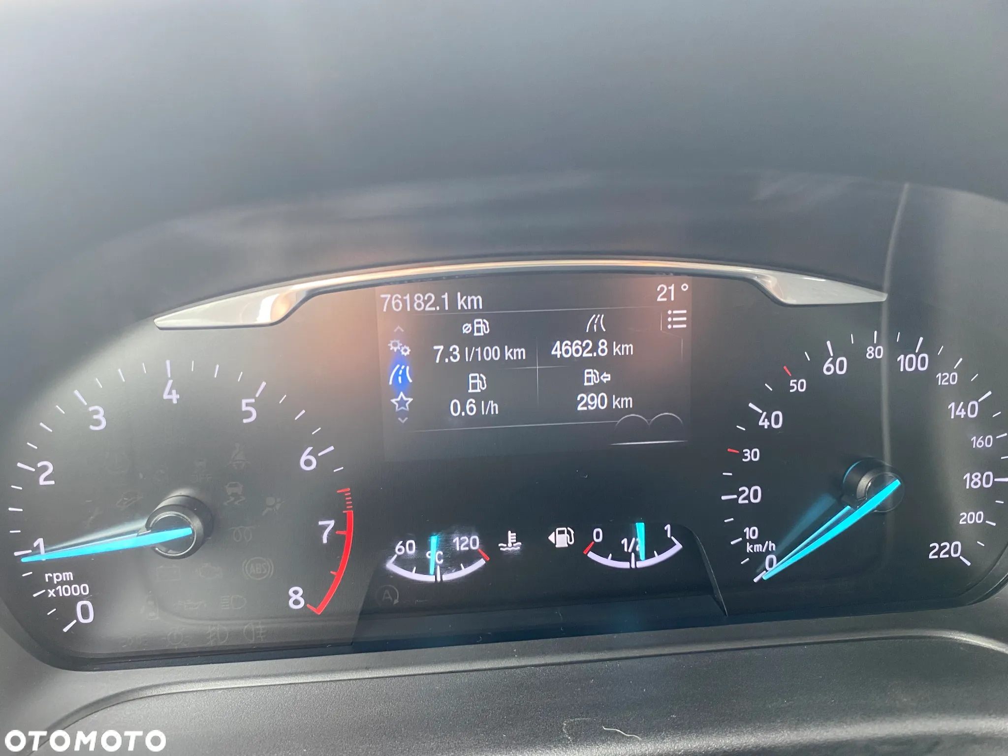 Ford Fiesta 1.0 EcoBoost Titanium - 18