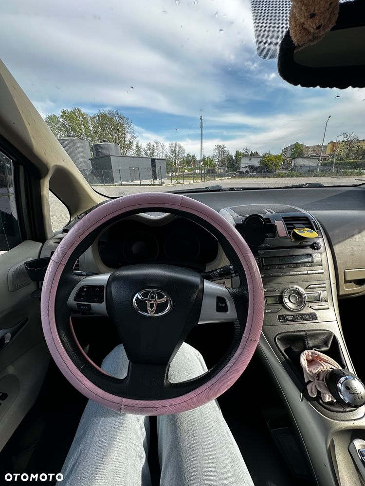 Toyota Auris 2.0 D-4D Sol - 36